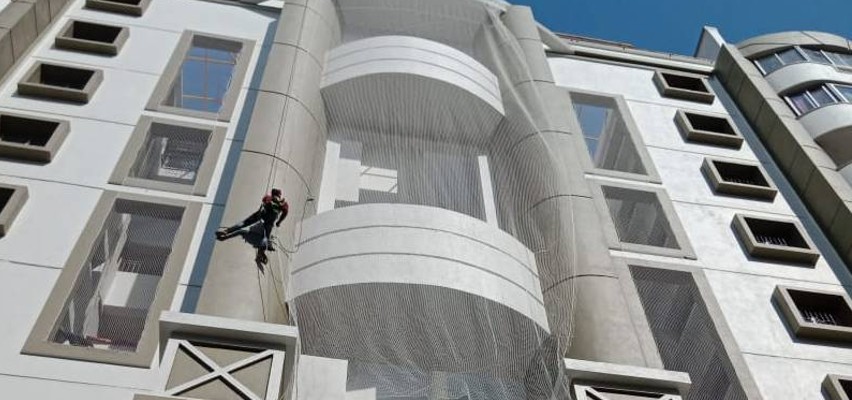 Duct area pigeon netting